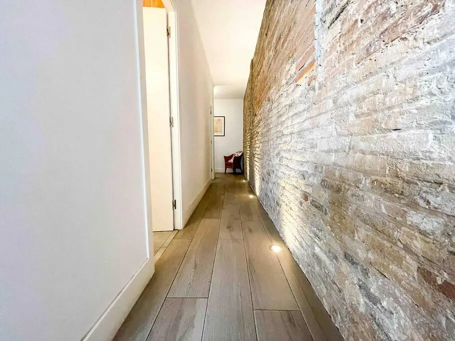 @Hostourist Bcn Fira Granvia Plaza Europa-Justicia Apartment L'Hospitalet de Llobregat