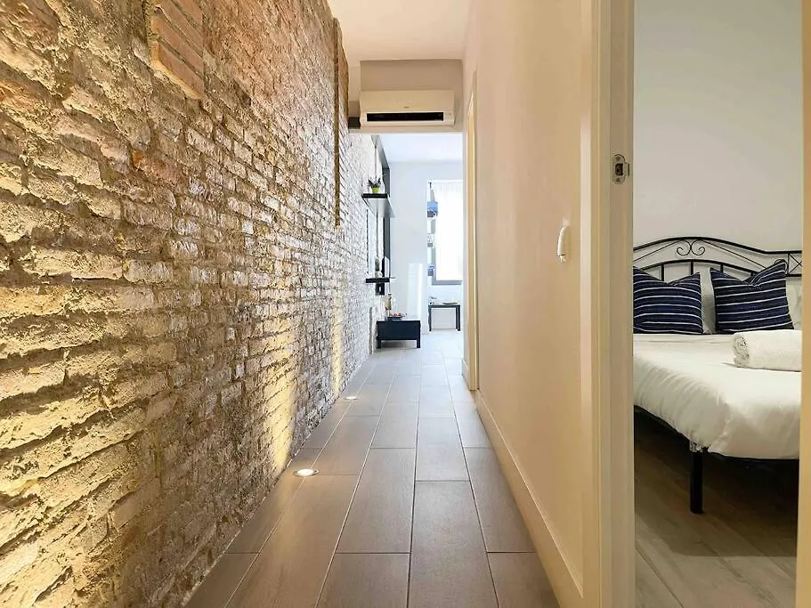 @Hostourist Bcn Fira Granvia Plaza Europa-Justicia Apartment L'Hospitalet de Llobregat Spain
