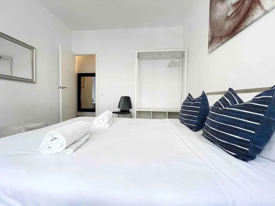 @Hostourist Bcn Fira Granvia Plaza Europa-Justicia Apartment L'Hospitalet de Llobregat 0*,  Spain