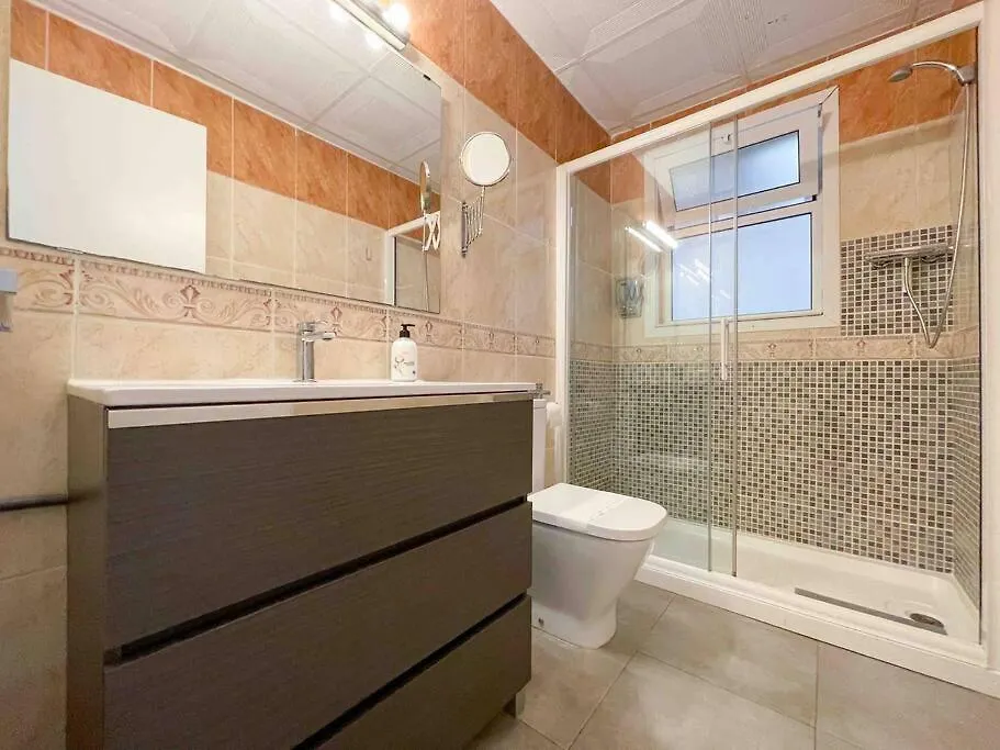 @Hostourist Bcn Fira Granvia Plaza Europa-Justicia Apartment L'Hospitalet de Llobregat 0*,