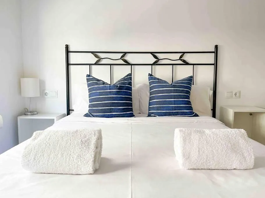 @Hostourist Bcn Fira Granvia Plaza Europa-Justicia Apartment L'Hospitalet de Llobregat Spain